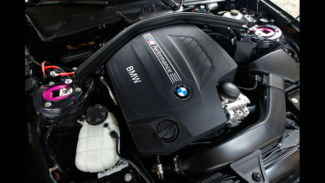 Versus-BMW M135i, Motor