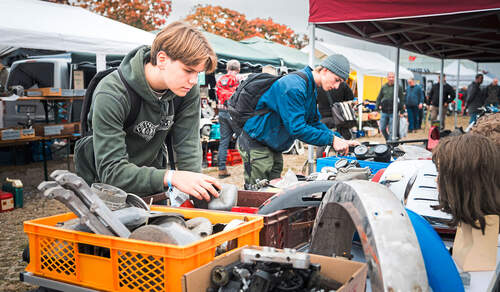 Veterama Mannheim Oktober 2025 Teilemarkt für Oldtimer auf dem Maimarkt-Gelände