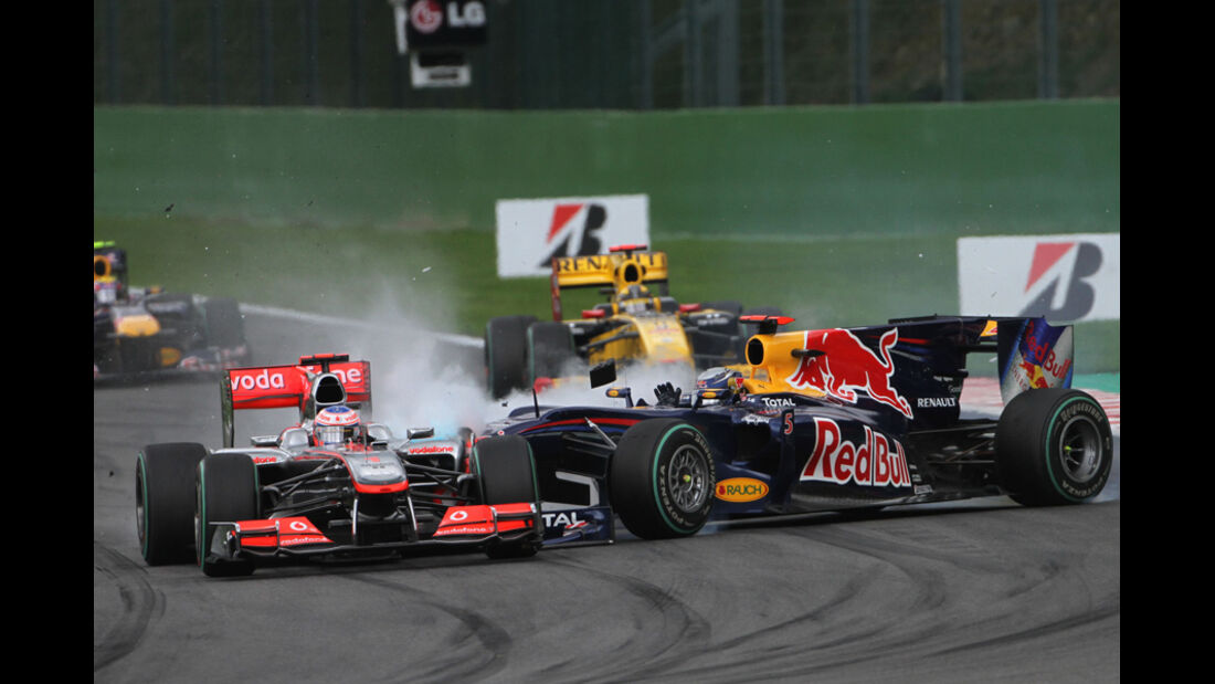 Vettel-Button Crash