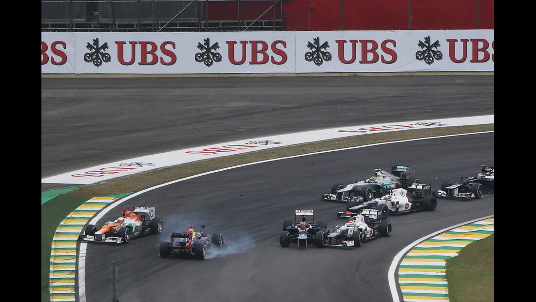 Vettel Crash GP Brasilien 2012