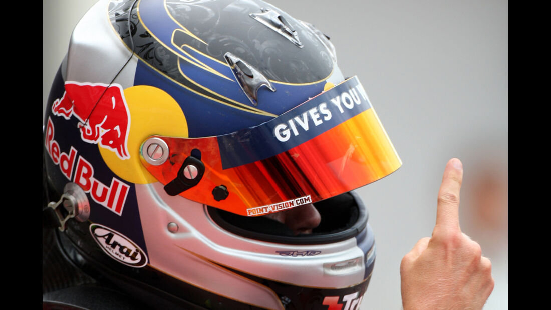 Vettel Helm GP England 2009