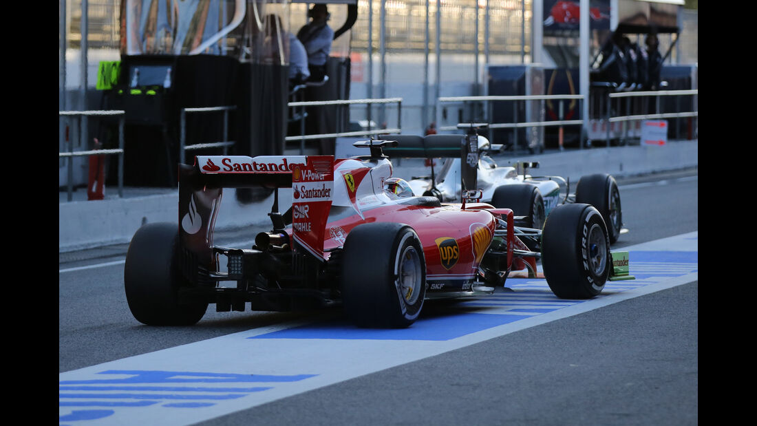 Vettel vs. Rosberg - Ferrari vs. Mercedes - Formel 1 - Test - Barcelona - 2. März 2016