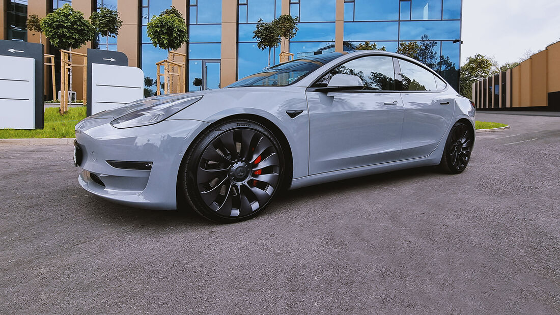 Tesla Model 3 Innenraum: Stoff- und Leder-Upgrade von Vilner