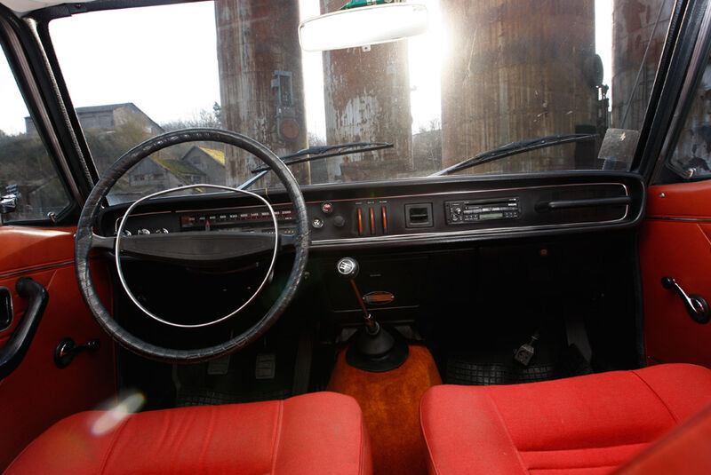 Volvo 144, Cockpit, Lenkrad