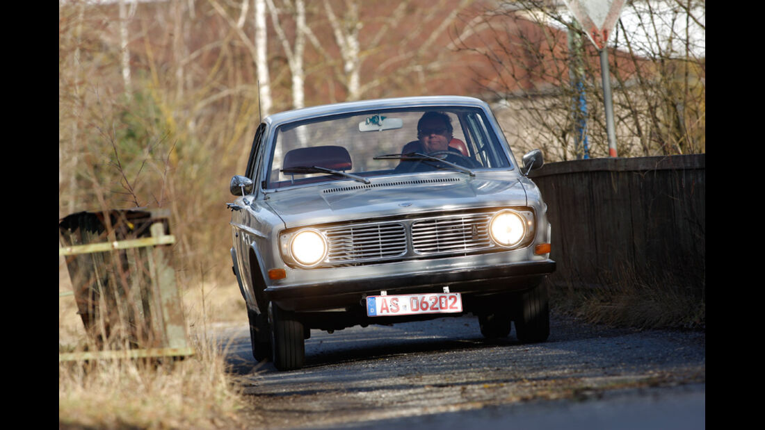 Volvo 144, Frontansicht