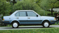 Volvo 360, 1988