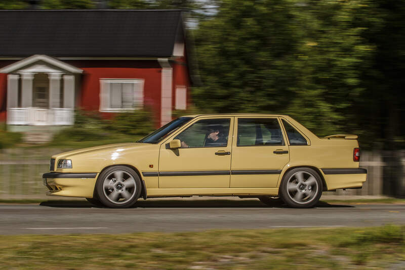 Volvo 850 T-5R, Seitenansicht