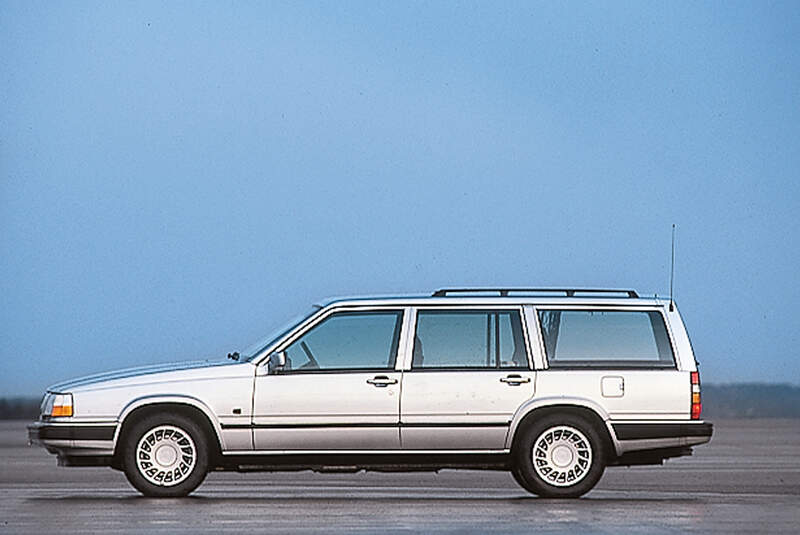 Volvo 940 Kombi, Seitenansicht