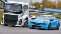 Volvo Iron Knight vs Volvo S60 Polestar WTCC
