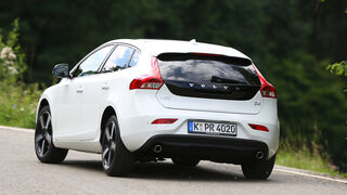 Volvo V40 D4 Summum, Heckansicht