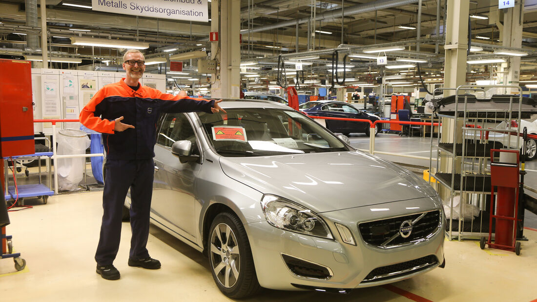 Volvo V60 Plug-in-Hybrid, Michael Orth, Montage, Werkshalle, Fließband