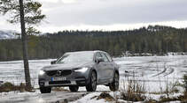 Volvo V90 Cross Country (2017)