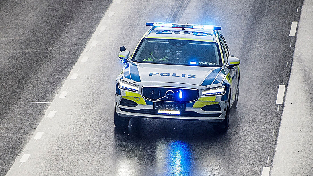 Volvo V90 Polizeiauto