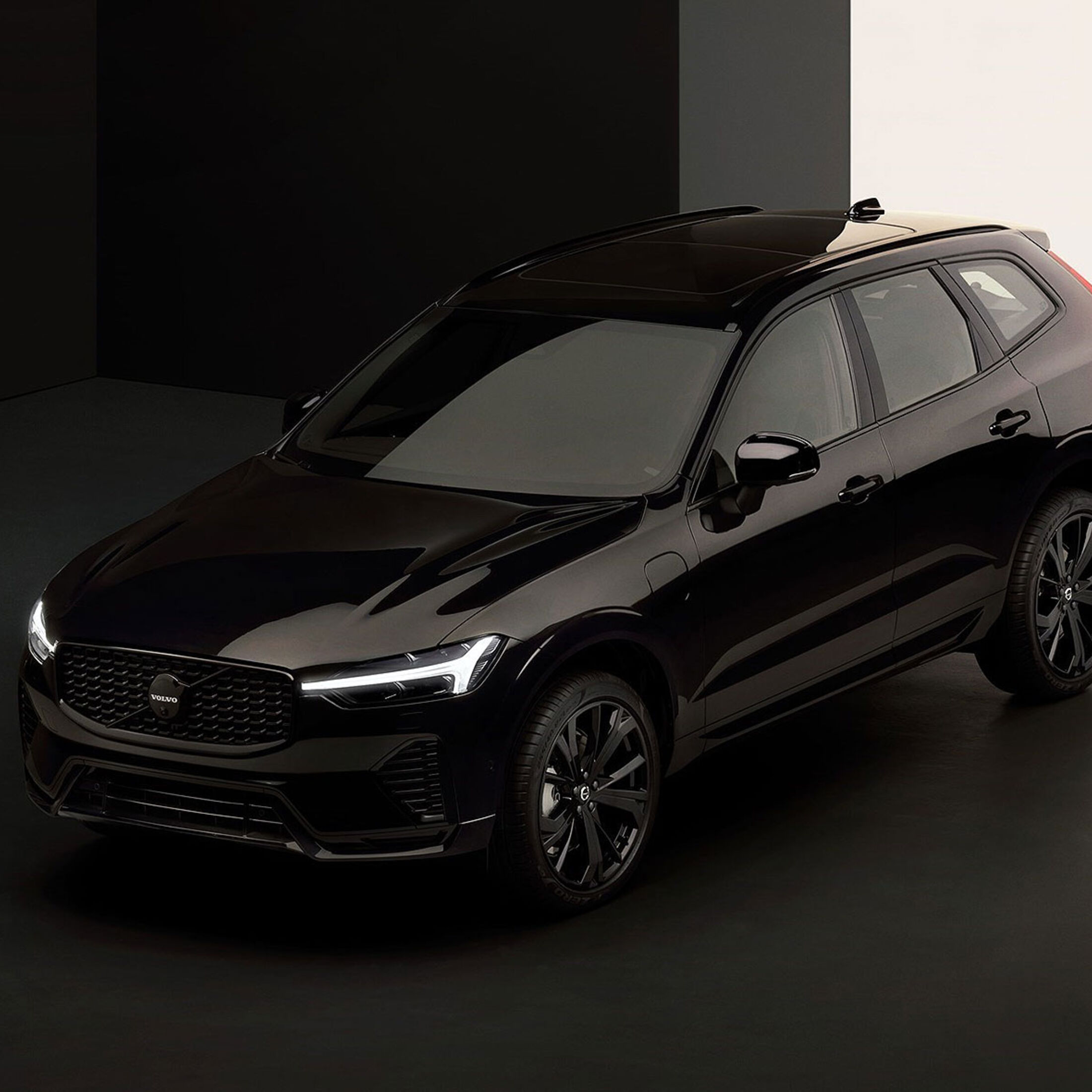 Volvo XC60 Black Edition: Schwarzes Sondermodell