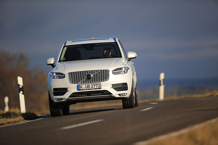 Volvo recall: Steering can lock  Car and sport drive