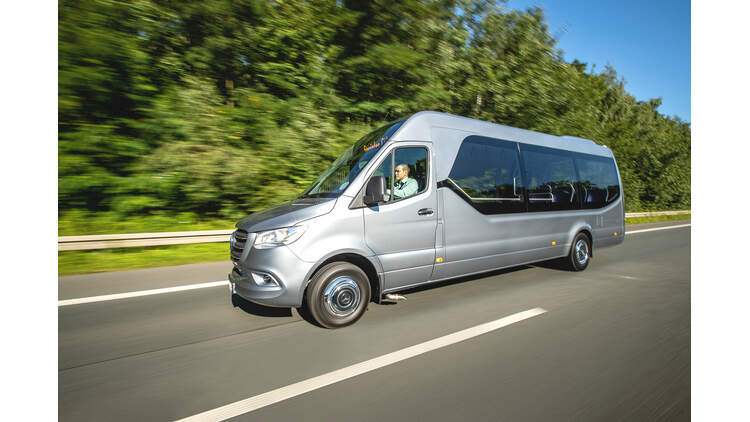 Mercedes Benz Sprinter City 75 Stadtbus Im Sprinter Dress Auto Motor Und Sport