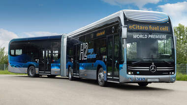 Weltpremiere auf dem Global Public Transport Summit 2023: Mercedes-Benz eCitaro fuel cell – mehr Reichweite dank Brennstoffzelle

World premiere at Global Public Transport Summit 2023: Mercedes-Benz eCitaro fuel cell – greater range thanks to fuel cel