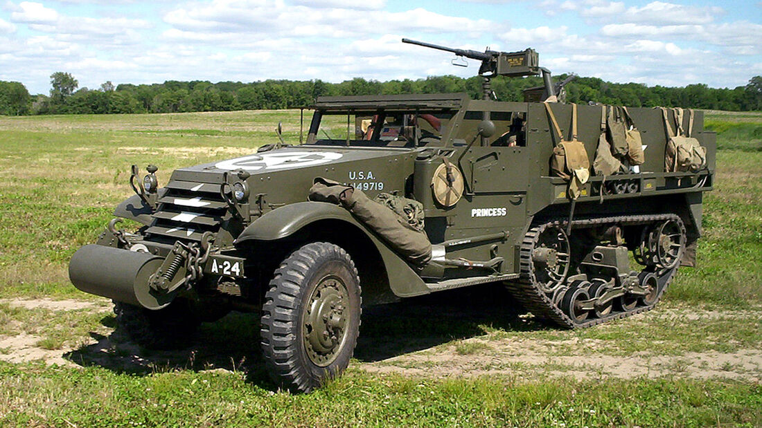 White Motor Company M3 Half Track