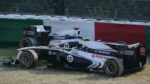 Williams GP Japan Crashs 2011