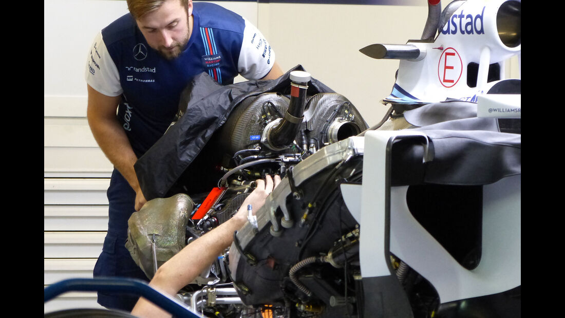 Williams - Mercedes V6 - Formel 1 - GP Russland - Sochi - Mittwoch - 7.10.2015
