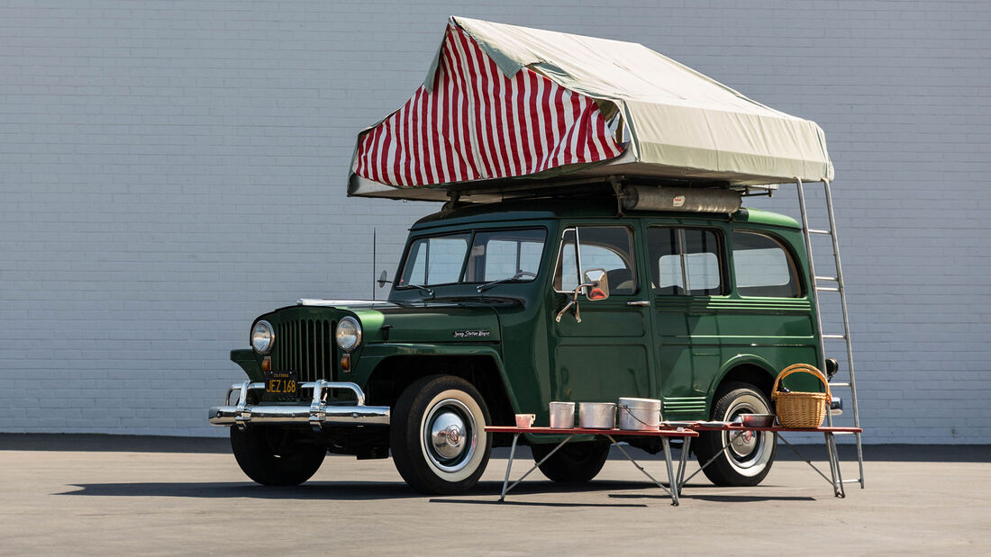 Willy's Jeep Station Wagon Camper (1948)