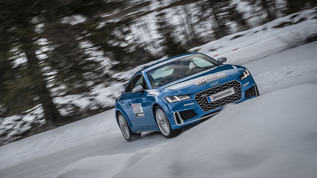 Winterfahrtraining 2020 mit Bridgestone und Audi