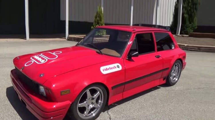 Billig Kleinwagen Mit 900 Ps Dieser Yugo Gv Hat Es In Sich Auto Motor Und Sport