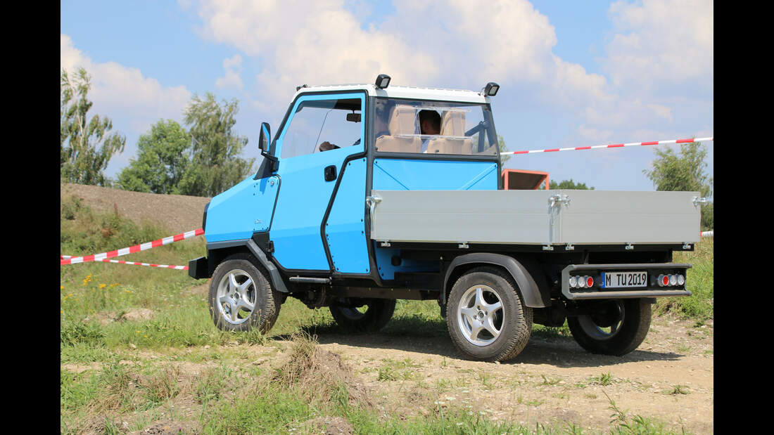Evum Motors A-Car: E-Transporter für Kommunaleinsatz | AUTO MOTOR UND SPORT