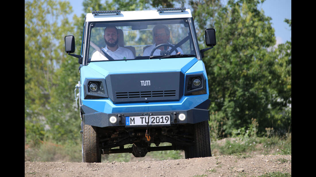 Evum Motors A-Car: E-Transporter für Kommunaleinsatz | AUTO MOTOR UND SPORT
