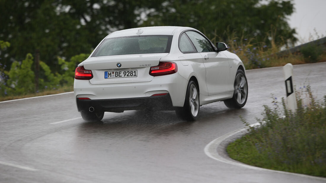 asv 1814, BMW 220i