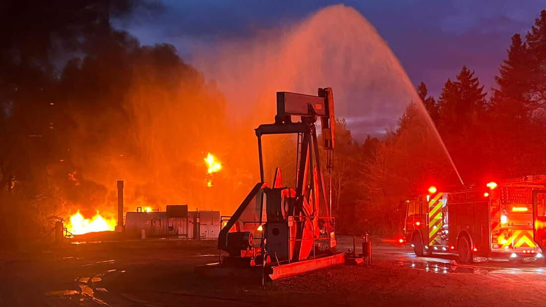 -ltank-explodiert-auf-General-Motors-Testgel-nde-Bushaltestelle-in-der-N-he-aber-kein-Hydrant