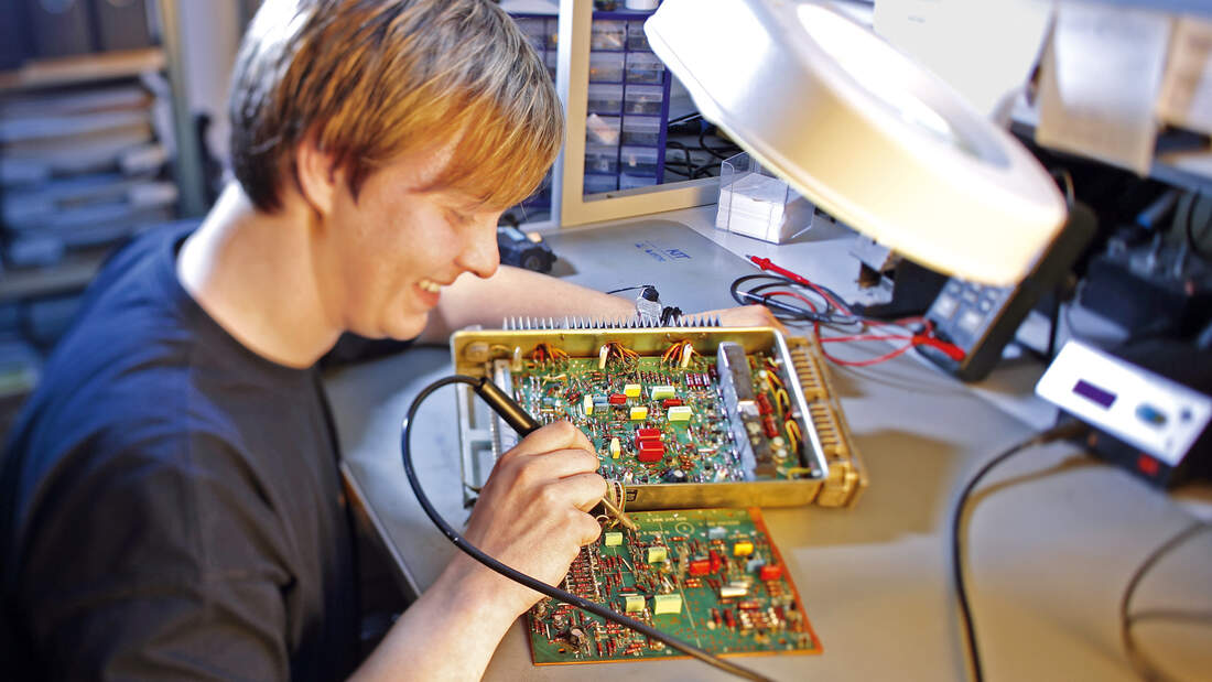 Wie geht das? Steuergeräte reparieren AUTO MOTOR UND SPORT