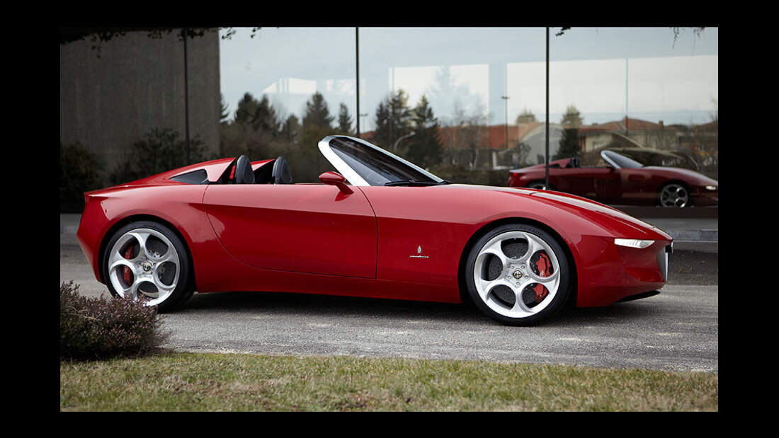 PininfarinaStudie Alfa Romeo 2uettottanta in Genf AUTO MOTOR UND SPORT