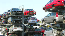 Schrottplatz Schrottautos Autoverwertung Abwrackprämie
