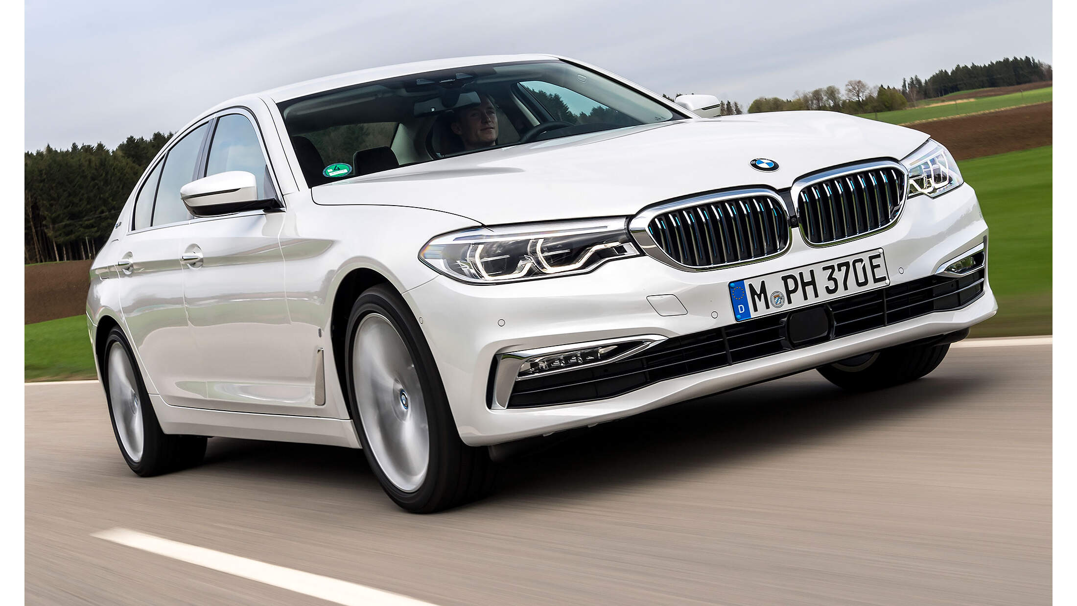 Fahrbericht BMW 530e iPerformance 2017 Verbrauch Preis AUTO MOTOR UND SPORT