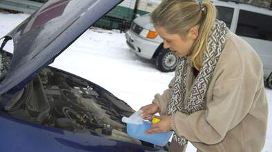Ohne Frostschutz im Kühlwasser riskieren Sie einen Motorschaden.