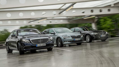 Mercedes E 200, BMW 520i, Skoda Superb VT, AMS1316