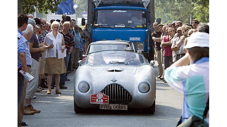 Oldtimermarkt Bockhorn Der Markt Des Nordens Auto Motor Und Sport