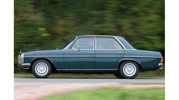 Mercedes 8 W114 W115 Kaufberatung Schwachpunkte Auto Motor Und Sport