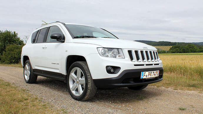 Jeep Compass aktuelle Tests & Fahrberichte - AUTO MOTOR UND SPORT
