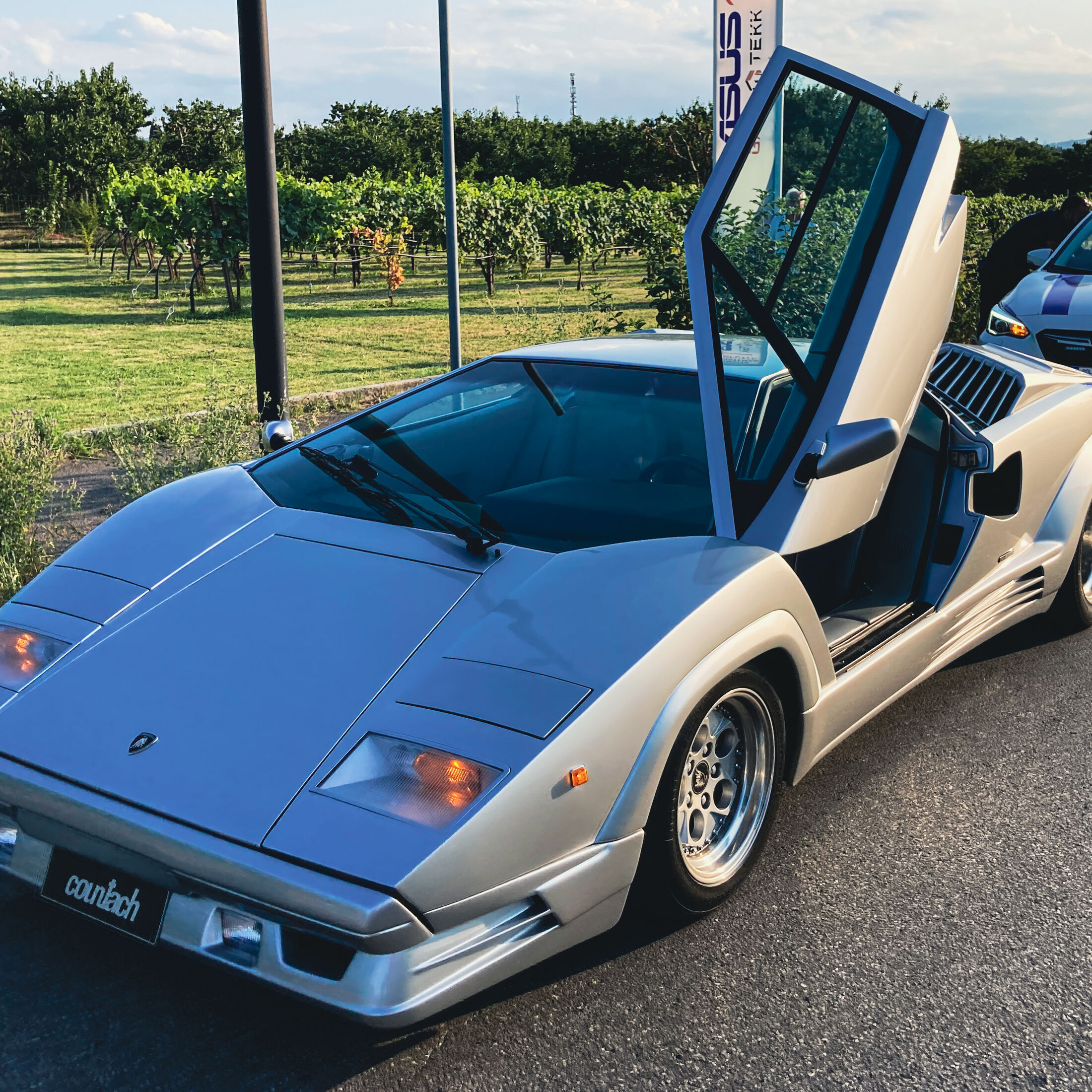 Lamborghini Countach Fahrbericht mit Video   AUTO MOTOR UND SPORT