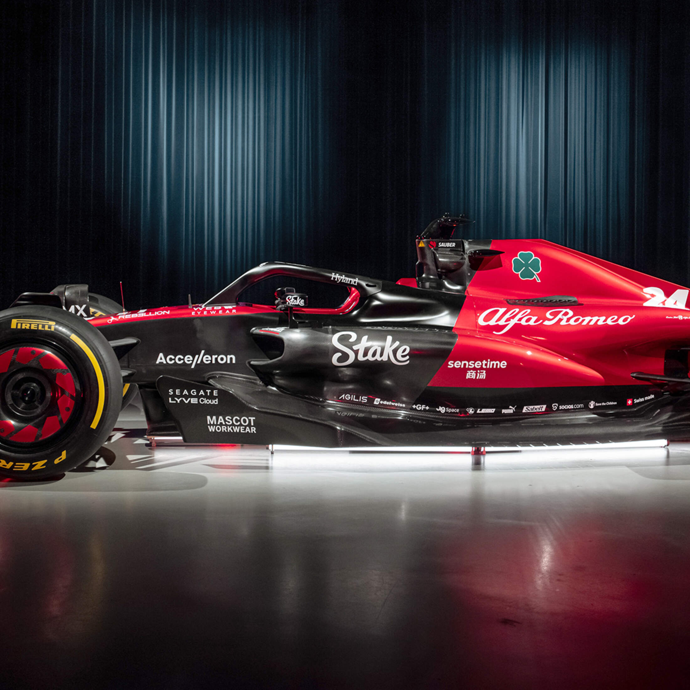 Alfa romeo f1 hat 2019 on sale