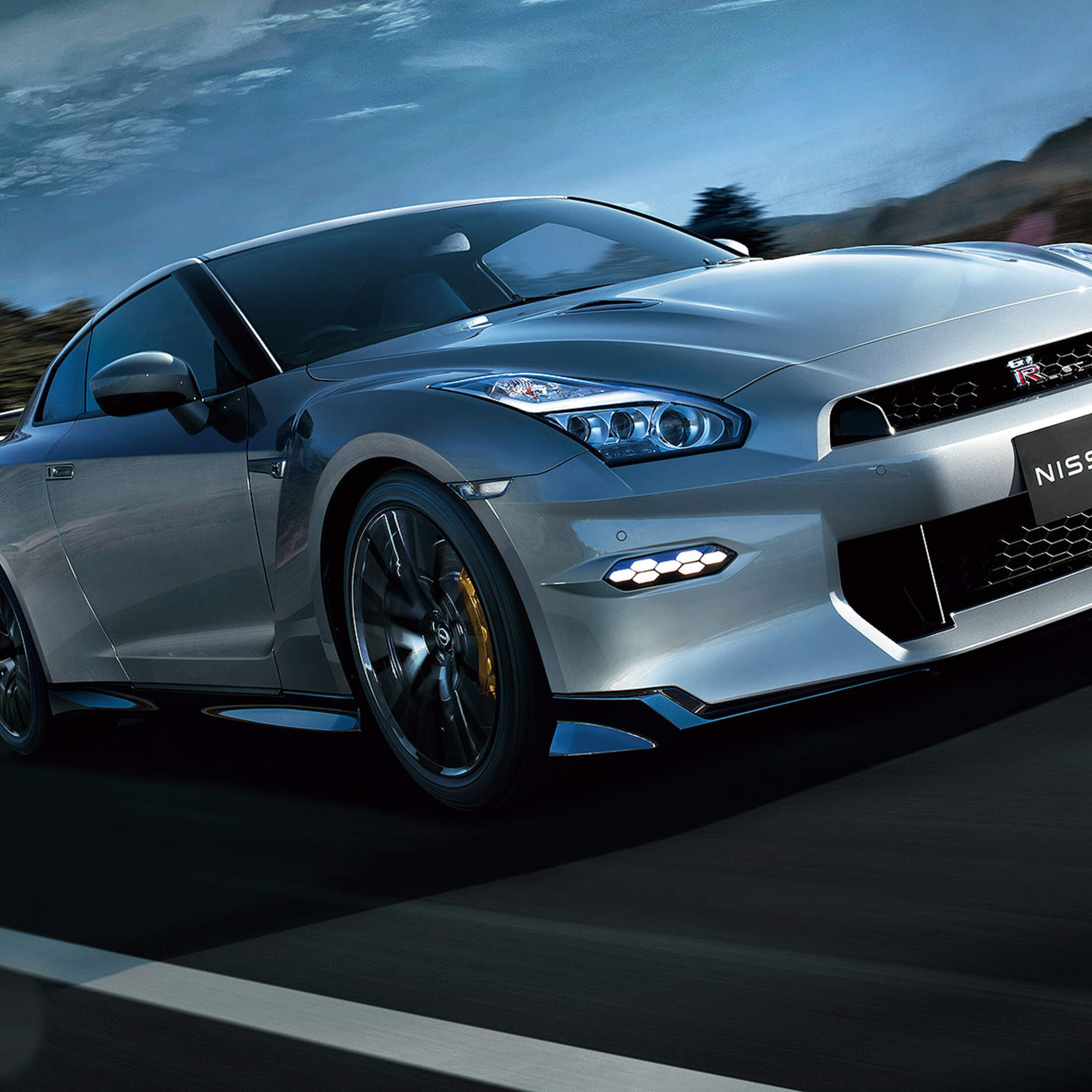Nissan GT-R: Godzilla lebt weiter | AUTO MOTOR UND SPORT