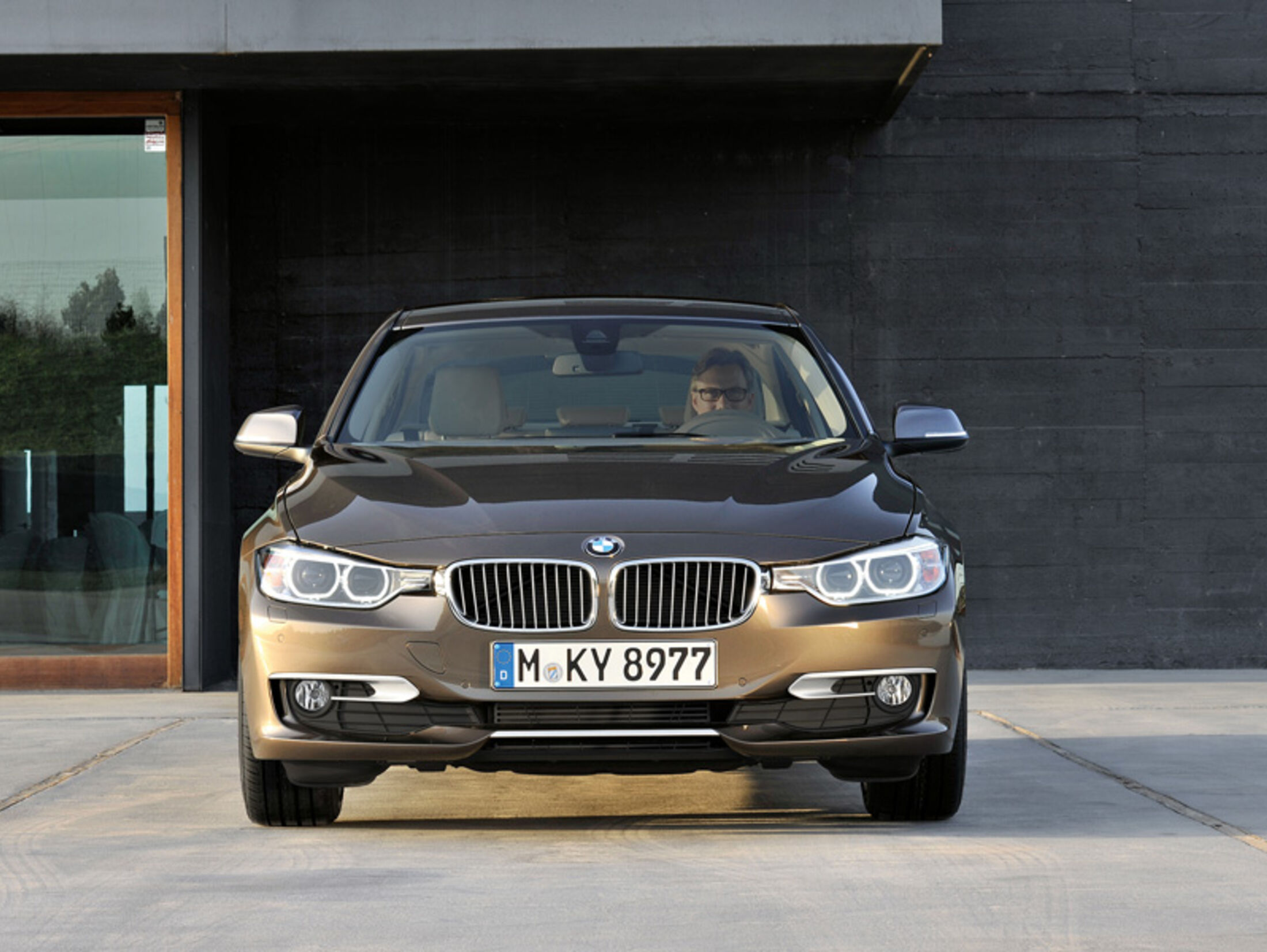 BMW 3er in drei Versionen: Ausstattungslinien im Überblick