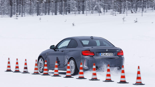 sportauto Winterreifentest 2018, BMW M2, Traktion